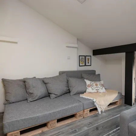 Quattro Hotel apartamentowy 3*